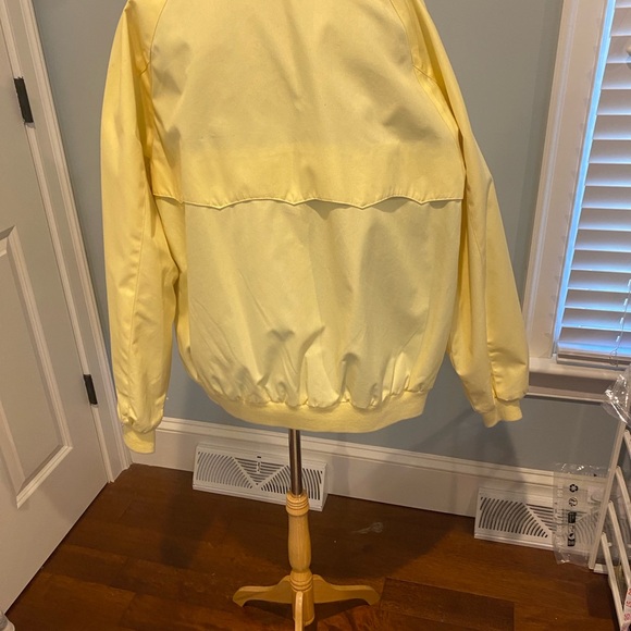 Lacoste Vintage Yellow Men’s Jacket with Plaid Accent - Picture 6 of 8